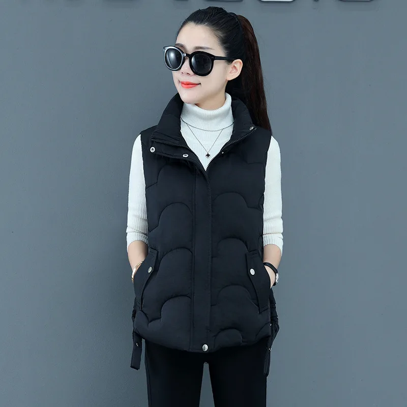 Kratki prsluk za žene u jesen i zimi 2023 godine, novi пуховый pamuk potkošulja оверсайз, koreanska verzija studentske mode