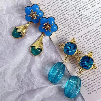 Plave naušnice za žene Luksuzni nakit Gorski kristal Križ Akril ovalni naušnice-isječke za uši Vintage moda Naušnice-isječke za uši